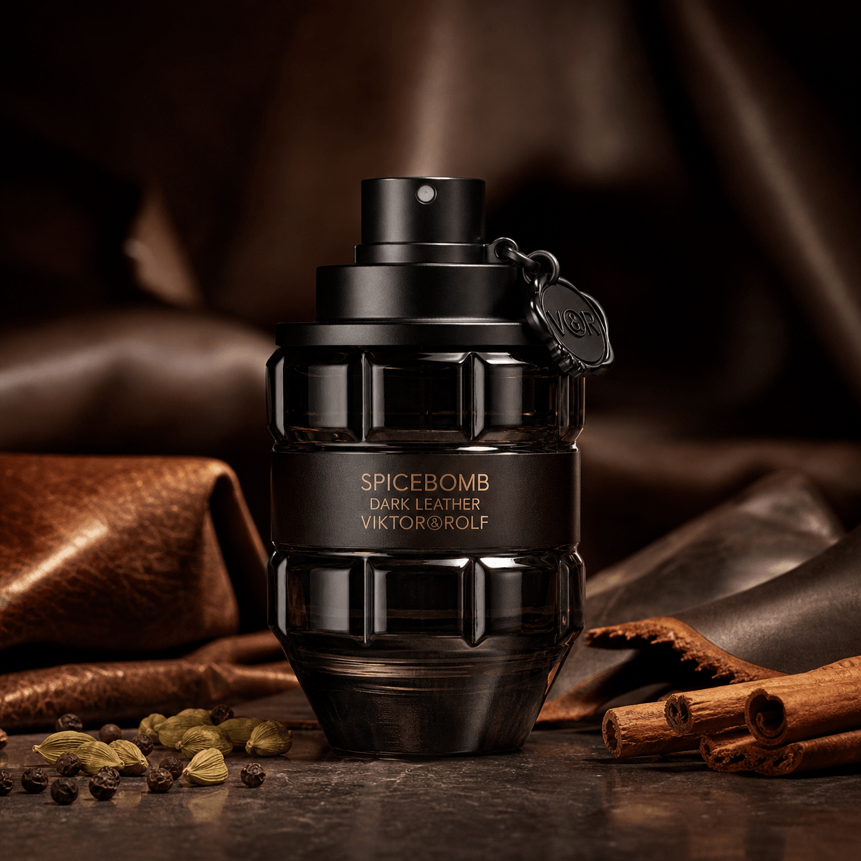 Spicebomb Dark Leather | اسپایس‌بمب دارک لدر